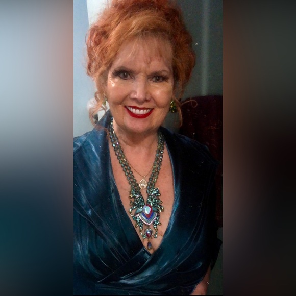 Meet your Posher, 🌹Jacqueline👠👄 - Picture 6 of 16